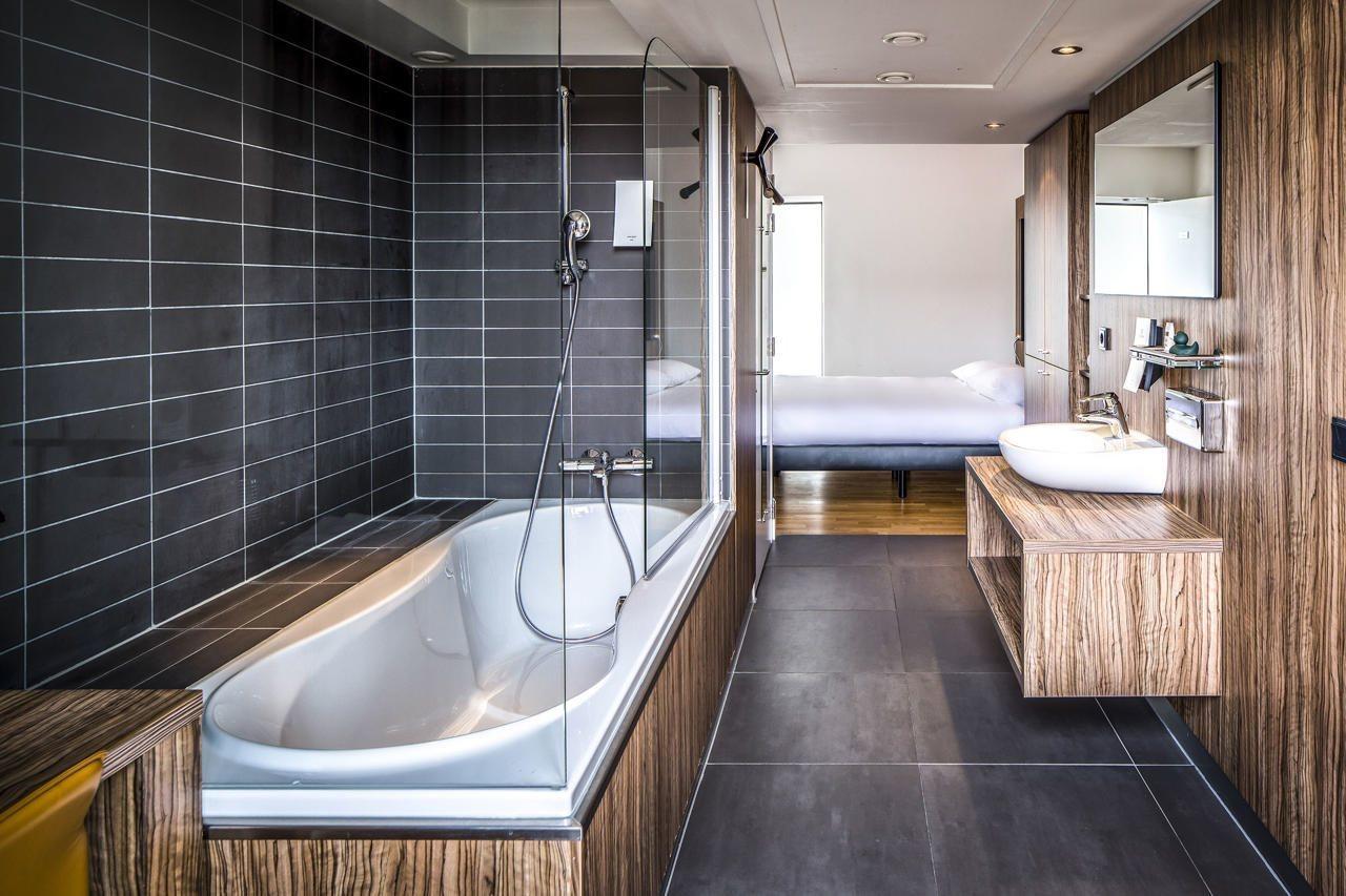 Leonardo Boutique Hotel Maastricht City Center Former Designhotel ภายนอก รูปภาพ